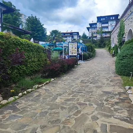 Apartment Jacky's - в влас